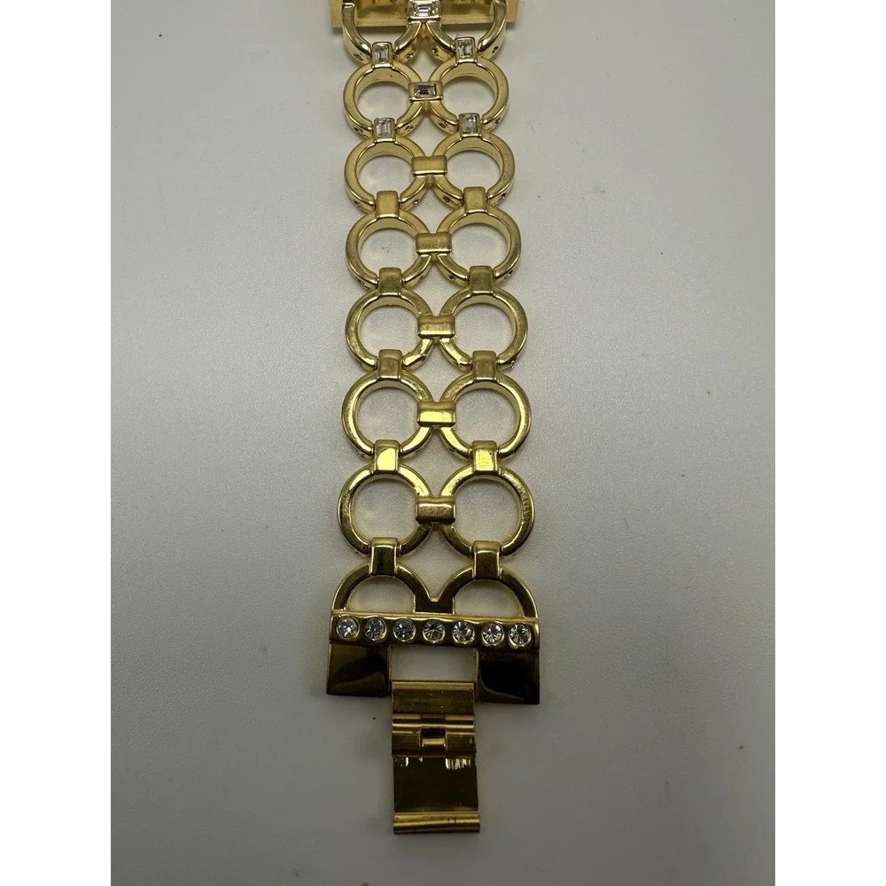 Elizabeth‎ Taylor White Diamonds Ladies Watch New Battery 29MM 7.75